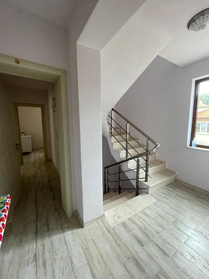 Къща За Гости “Недев” Țarevo Exterior foto